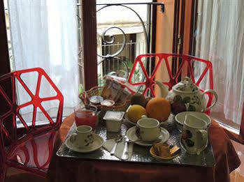 Couette-café Morelli 1